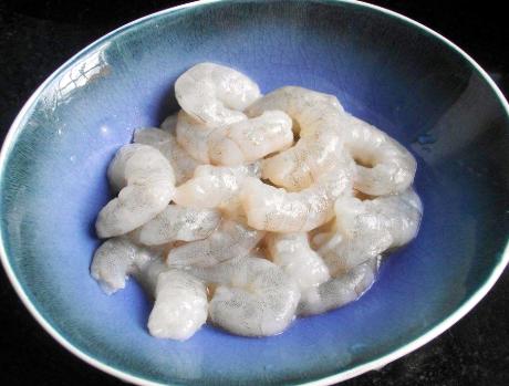 鸡蛋蒸虾仁的正确做法,鸡蛋虾仁的最佳做法