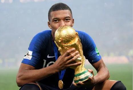 姆巴佩20岁世界冠军,追风少年姆巴佩无愧世界第一身价