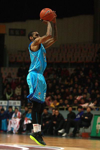 cba单场狂砍41分,昆西杜比cba