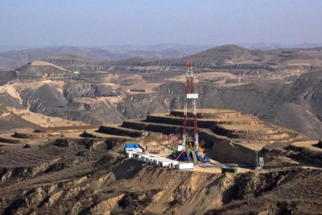 发现1亿吨油田油价会降吗,如果石油枯竭会涨价还是降价