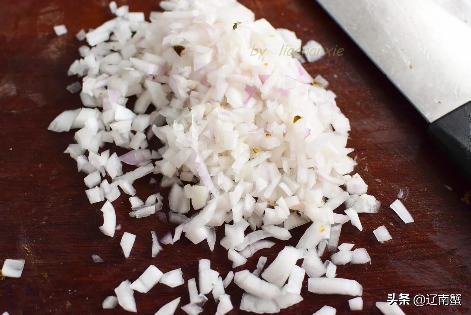 干菜包子掺什么蒸好吃,梅干菜肉包子馅蒸40分钟