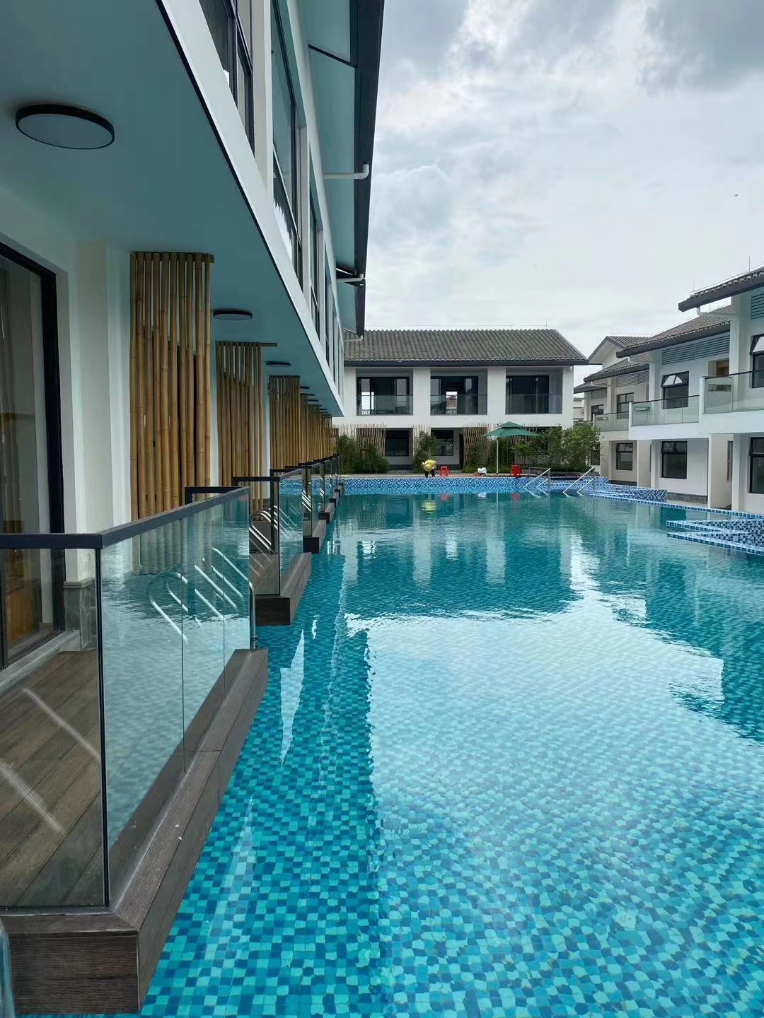 惠州民宿屋顶游泳池,惠州海边带游泳池的民宿