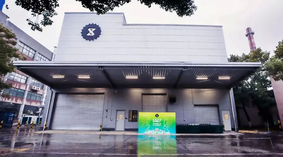 试错中的百威英博ZX部门，能教给国产啤酒什么？