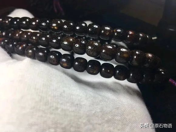 星月菩提一般几个籽,星月菩提只要是真的就可以玩