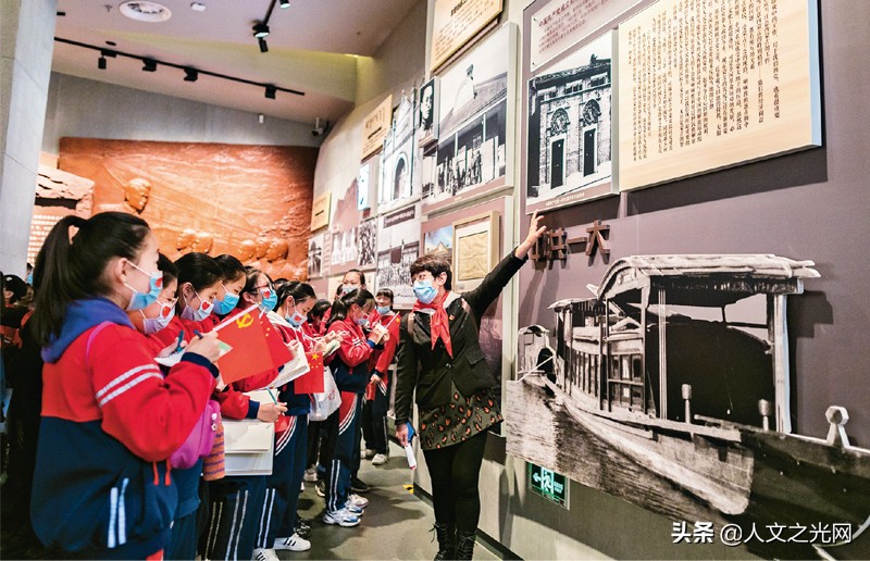 党的百年历史不忘初心,如何正确把握和理解党的百年历史