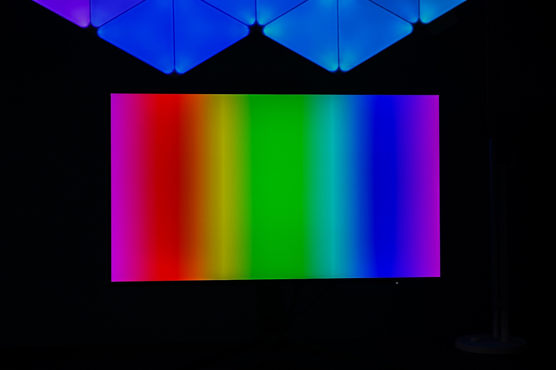 为什么3090一定要选4K/144Hz显示器,AOCAG274UXP实测