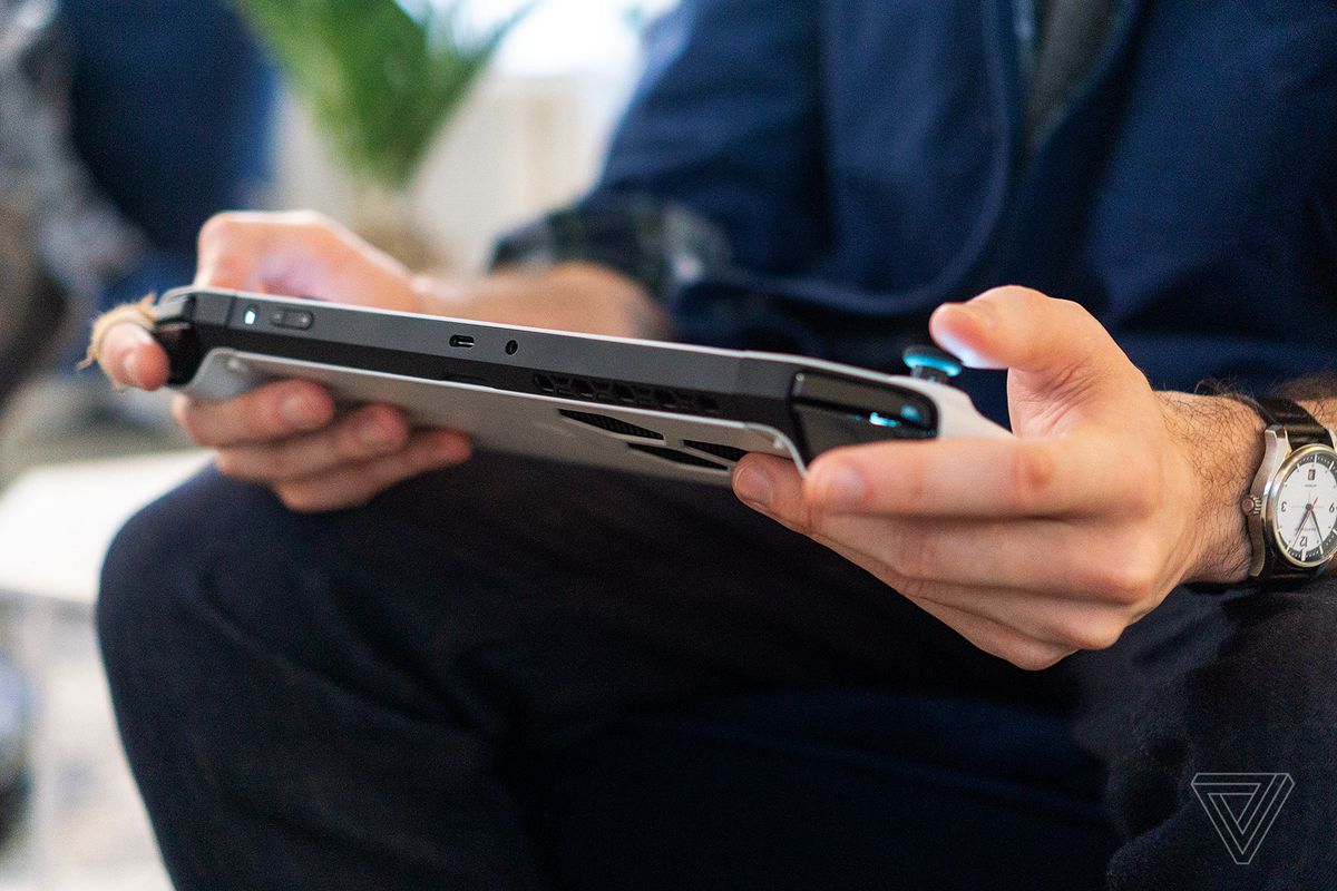 外星人电脑顶配版游戏,外星人掌机