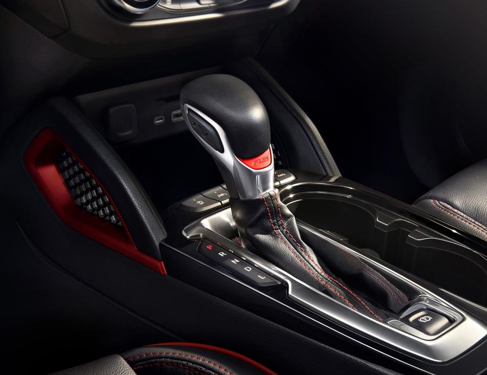 雪佛兰最霸气中型suv,雪佛兰黑武士suv落地价