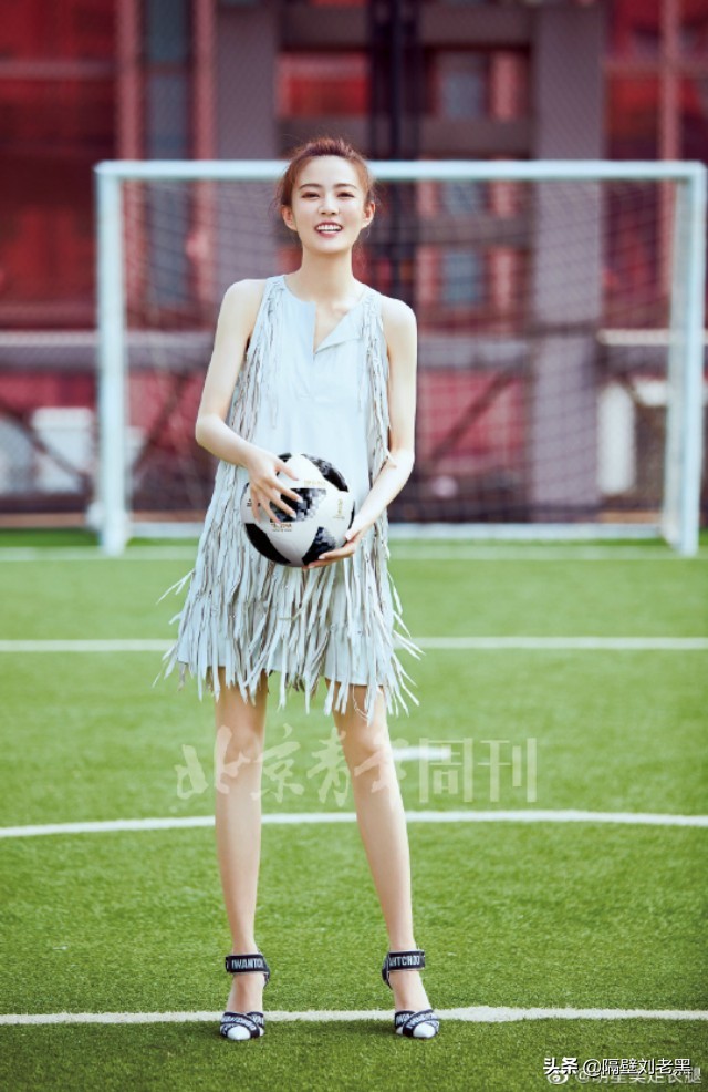 陈都灵徐璐高跟,徐璐一字带高跟