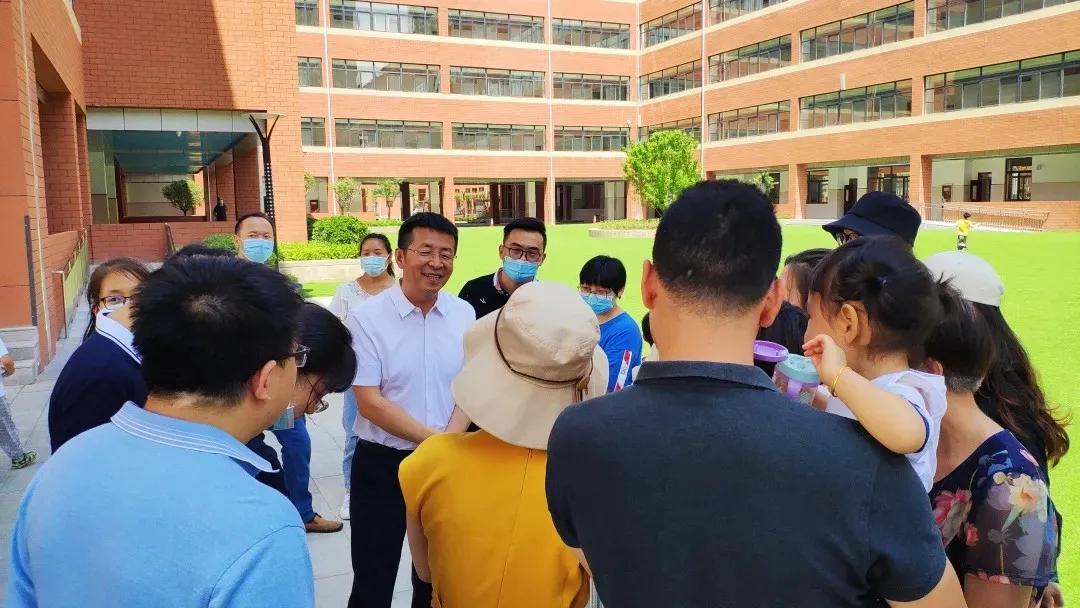 办人民满意的教育培训,办人民满意的学校