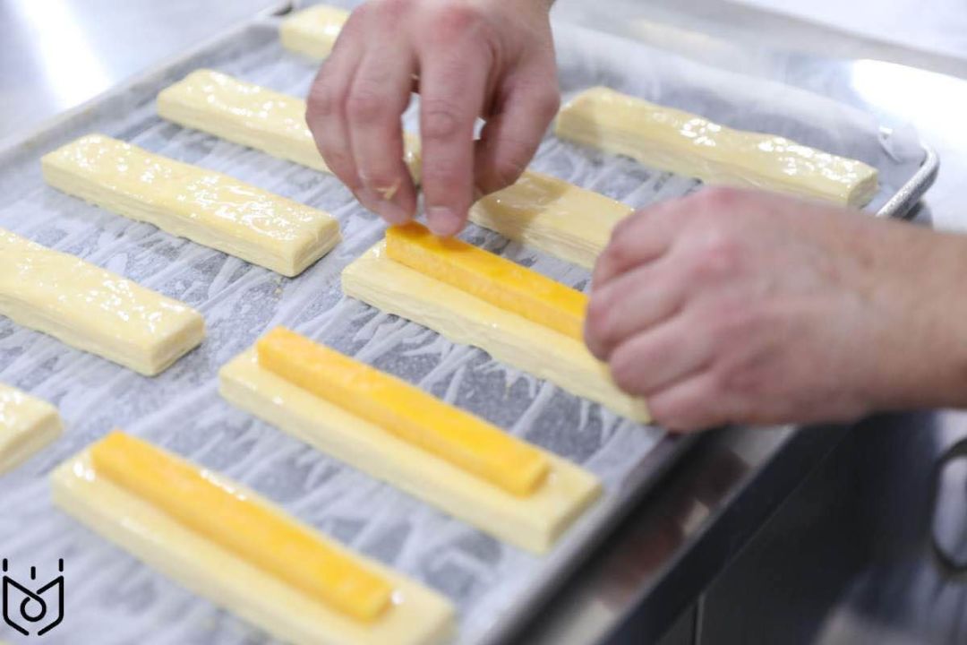 史上最全的六种面包制作方法,介绍面包以及制作方法的书籍