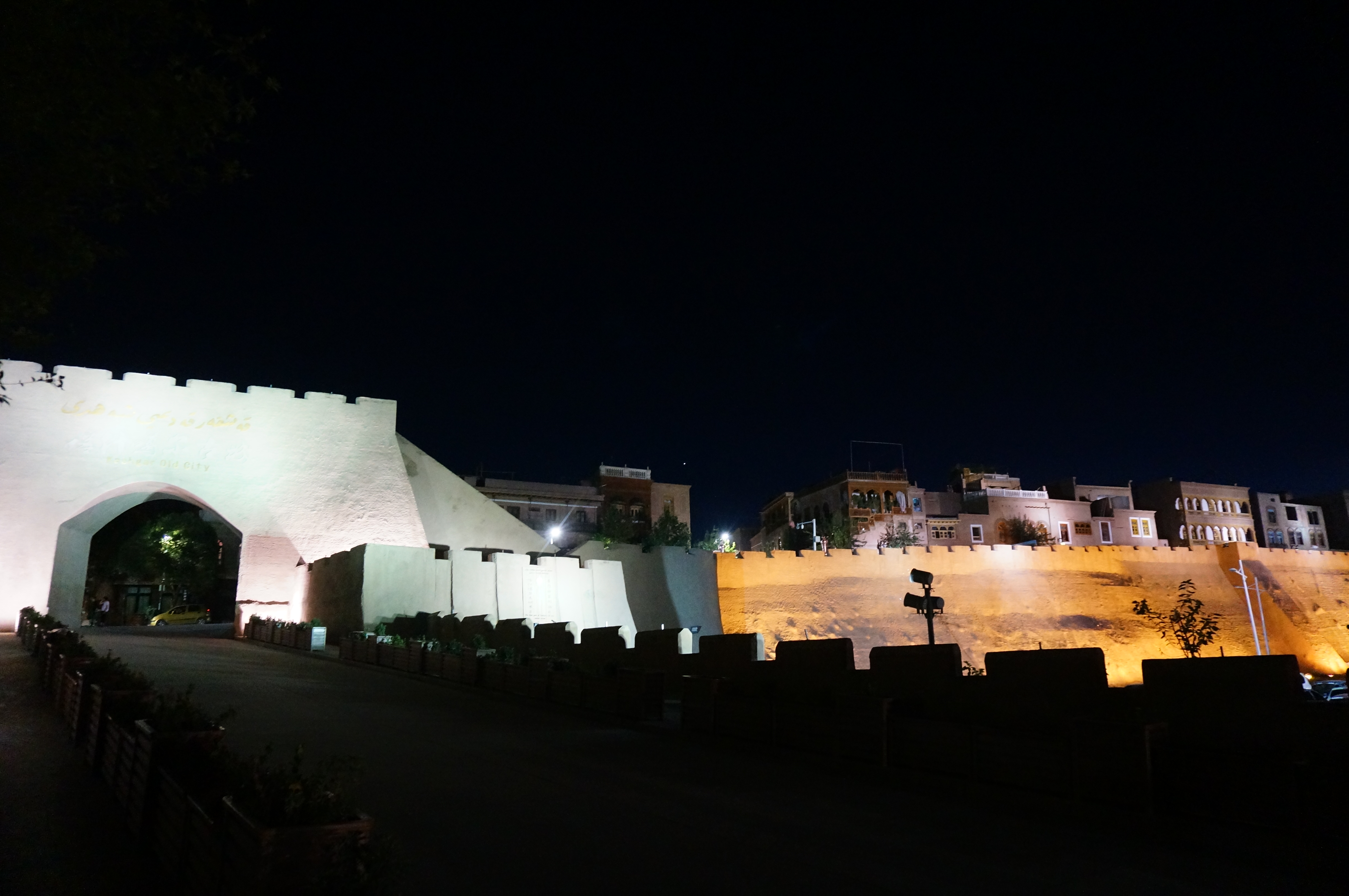 最新自驾出疆路线攻略,湖北出发新疆自驾游最佳路线寒假