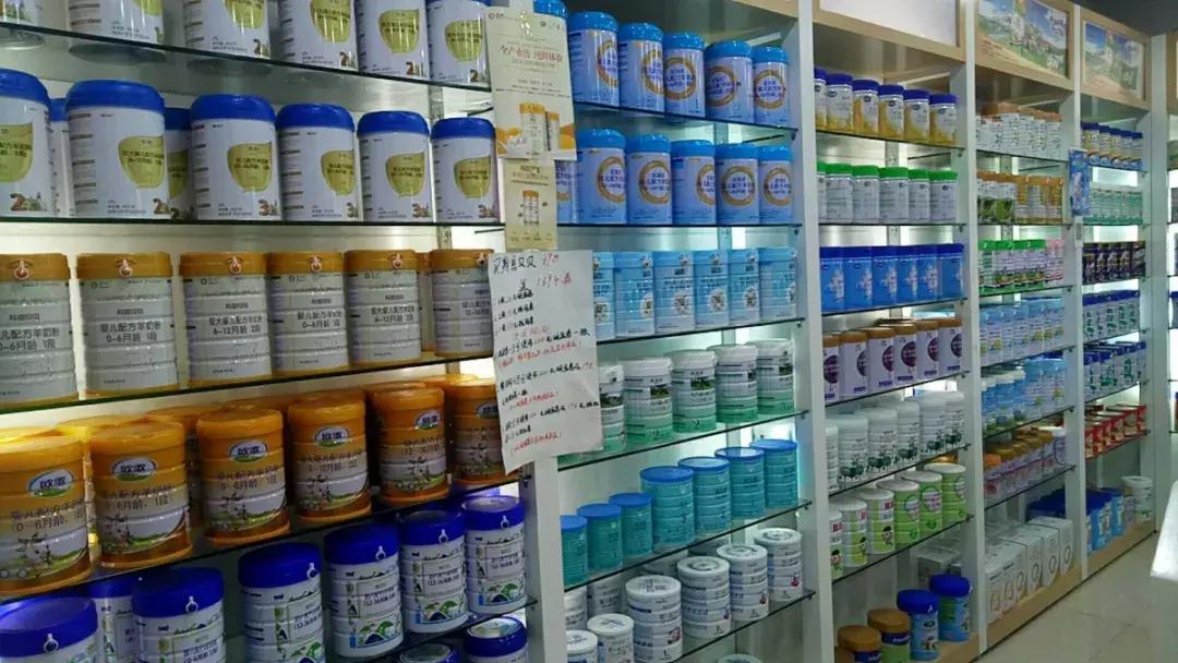 鎽╅兘琛ｆ湇,鎽╅兘绔ヨ