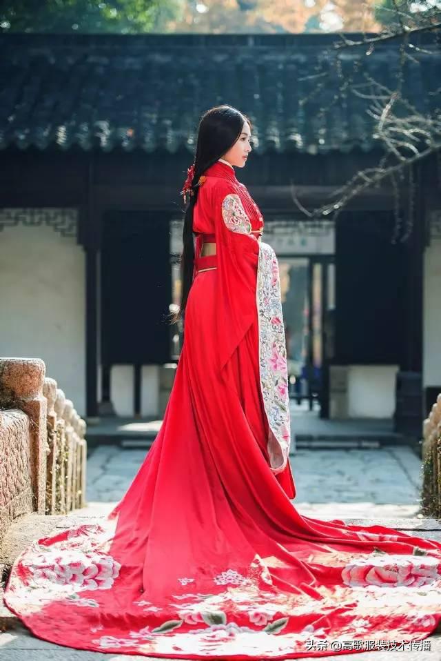 程越峰服装视频,程越峰服装视频全集