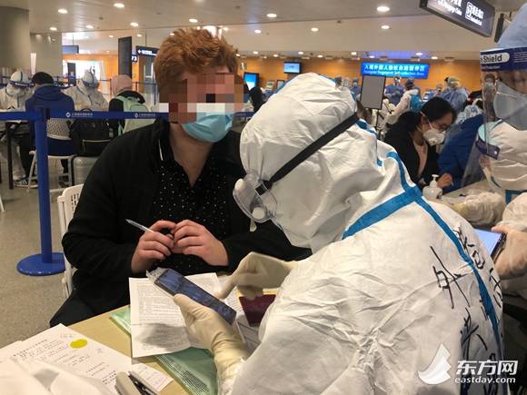 从非洲来沪的留学生为何被要求现场验核酸？上海这样“严防输入”
