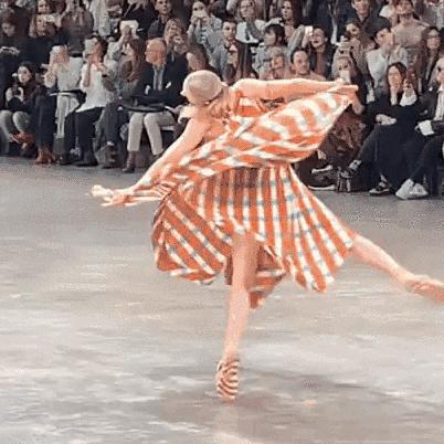 三宅一生菱格包经典色,日本菱格包三宅一生真假