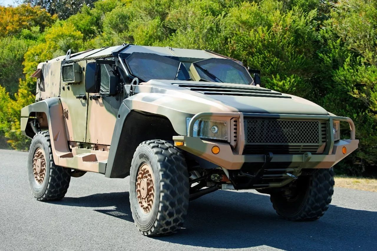 最好的军用越野车十大排名,十大最牛军用越野车排名榜