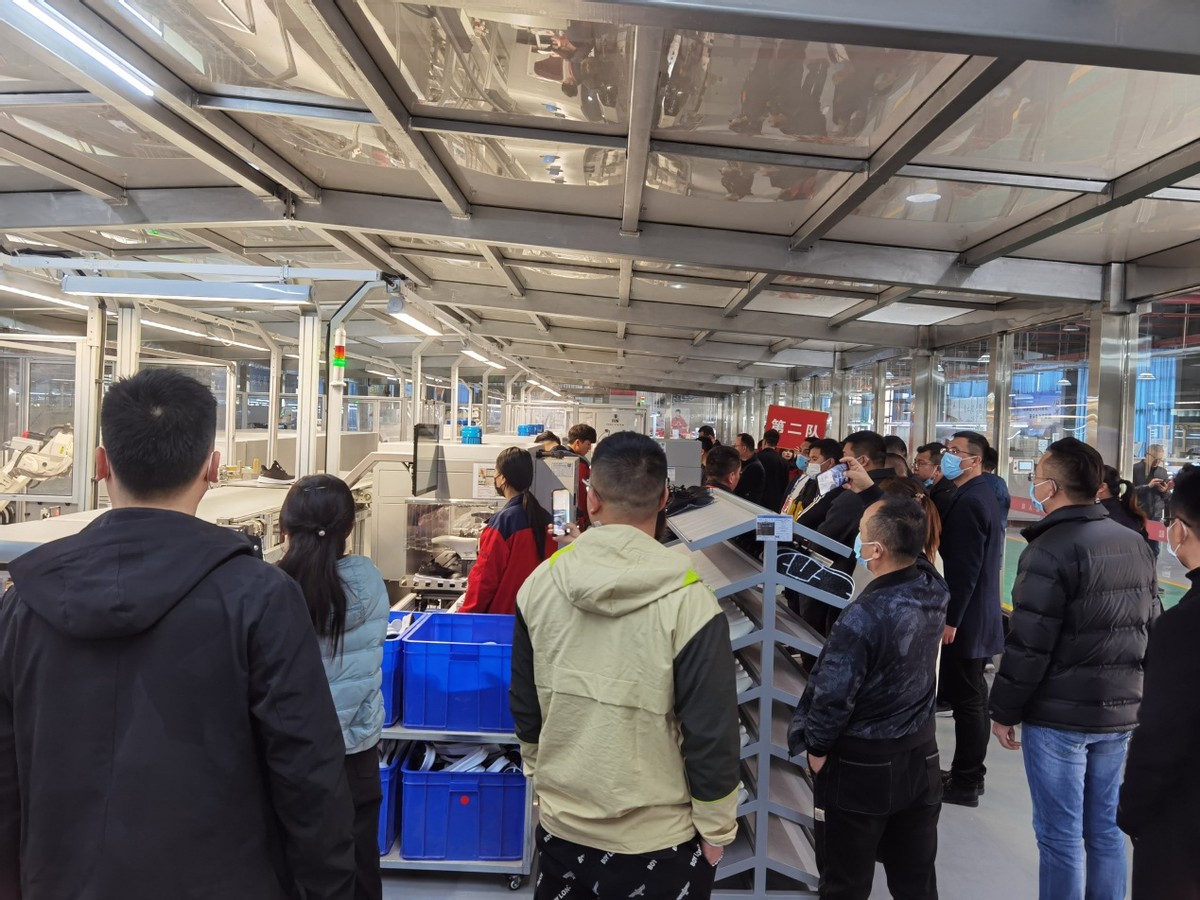 上海松江足力健老龄鞋,足力健老龄产业发展有限公司