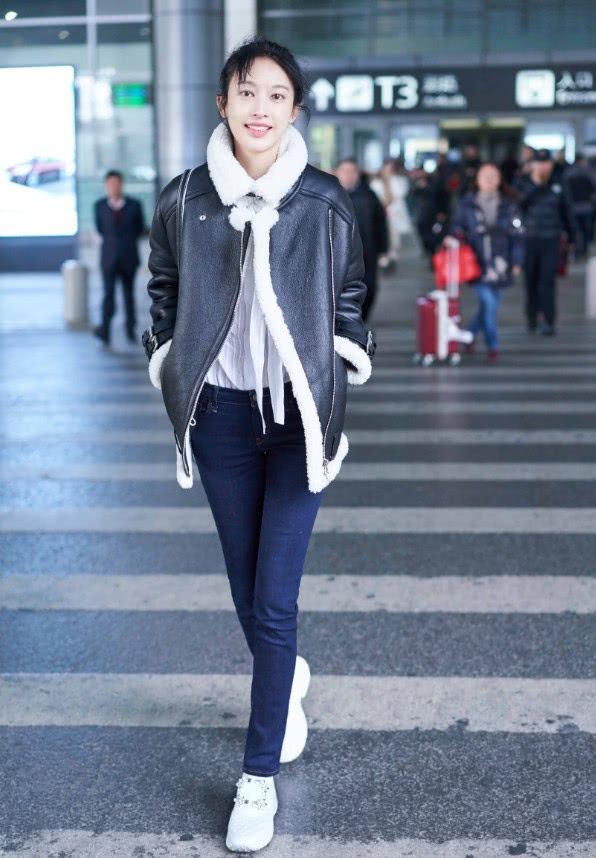 灏忕櫧闉嬭竟涓婄矘涓婂彛棣欑硸,灏忕櫧闉嬬矘涓婂彛棣欑硸