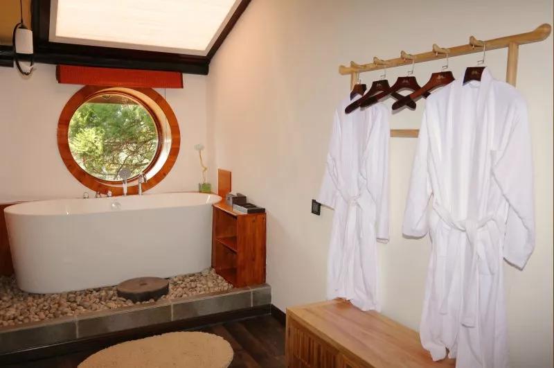 最美白衣战士,最美的白衣战士完整版