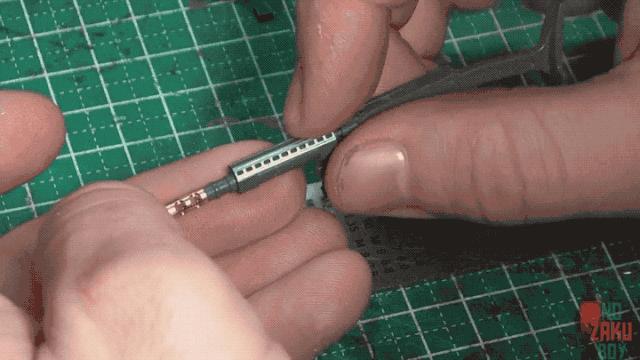 扎古蚀刻片安装,扎古蚀刻片