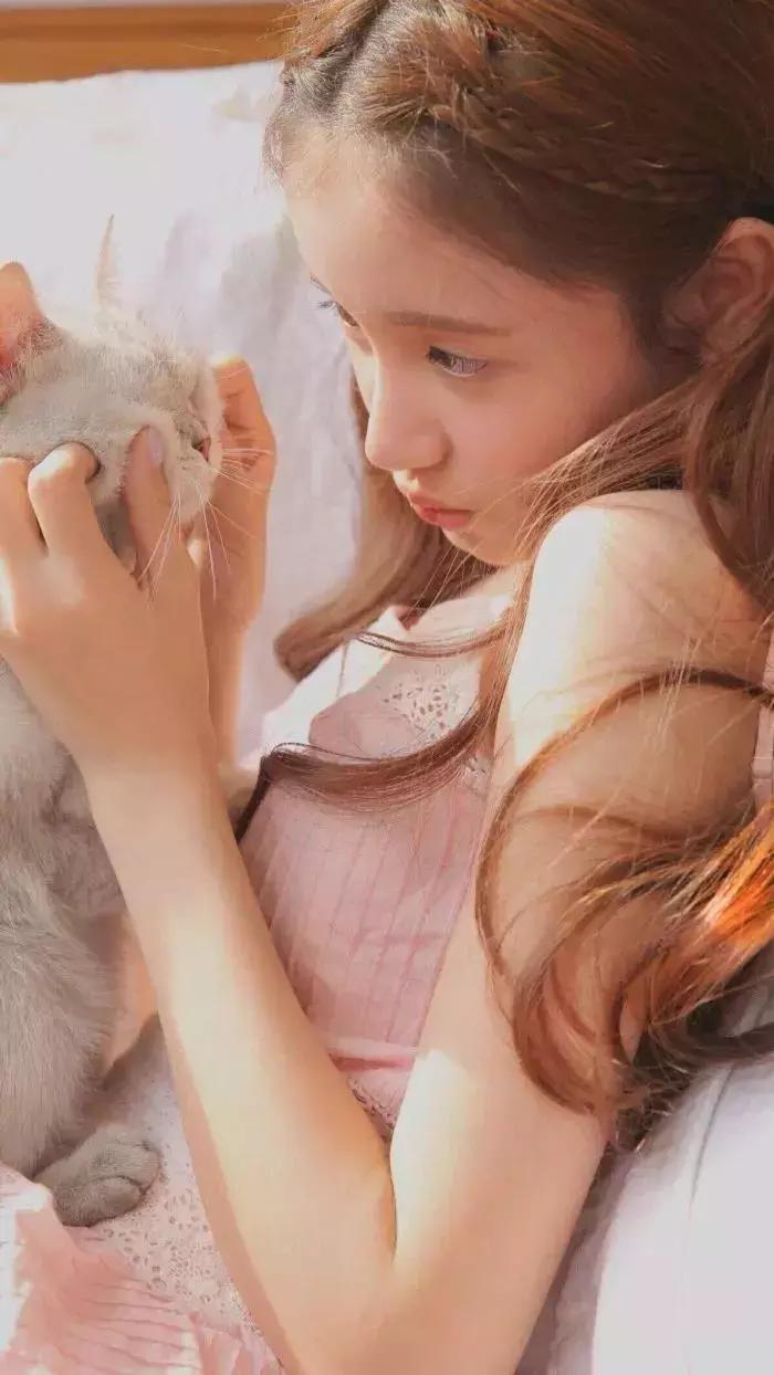 知道你过得很不好我很难过,你过得好不好都请别让我知道