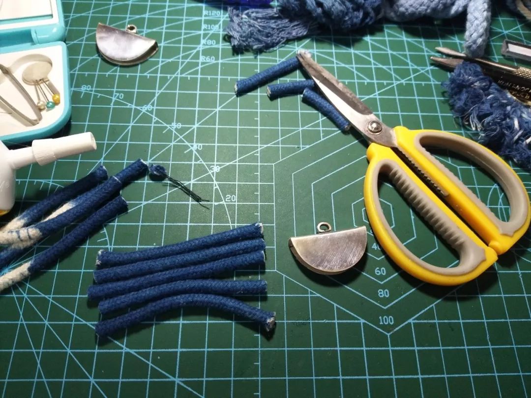 「研究生作品秀」倾尽靛蓝,绳结盘绕,一抹极致