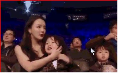 冉莹颖发文调侃手受伤,冉莹颖受伤手缠纱布