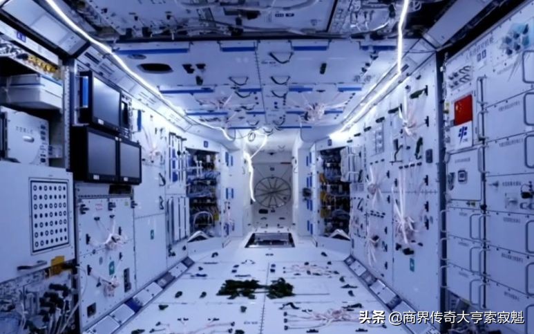 宇航员是怎么在太空上厕所的,中国天宫空间站宇航员日常生活