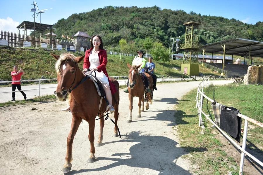 景点山楂树之恋,相约百里荒