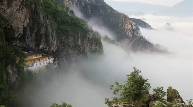 浙江有哪些有瀑布的旅游景点,浙江旅游景点推荐瀑布