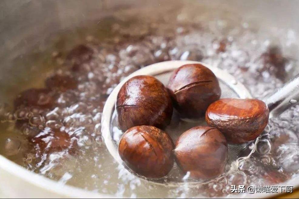 生板栗怎么去皮最快视频,新鲜板栗去皮的方法最快最有效