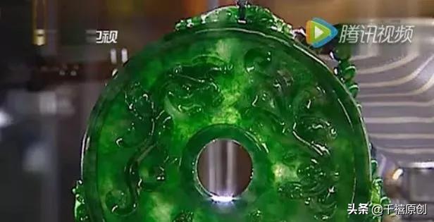 溥仪从紫禁城偷出400件宝贝!这件翡翠,据说都赶上马云身价了