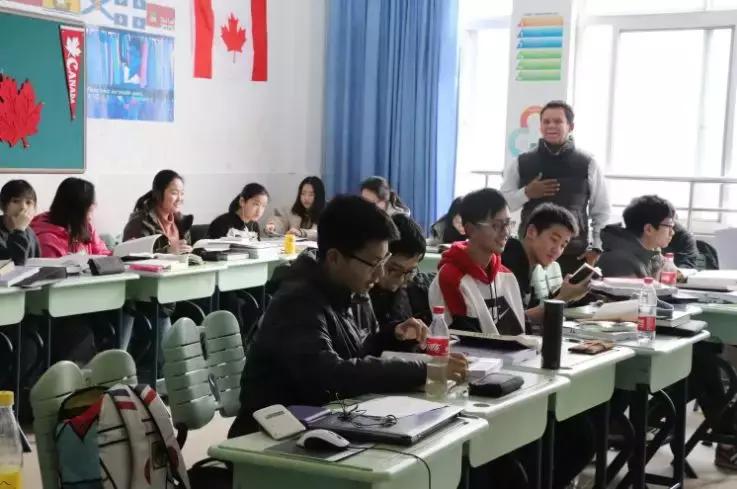 家长参加初中英语节活动感受,初中家长请注意什么