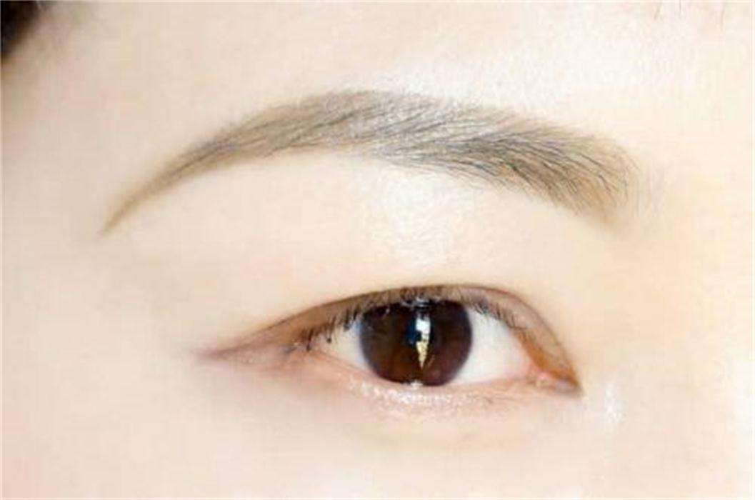 大脸学化妆新手零基础教程,短脸怎么化妆好看教程