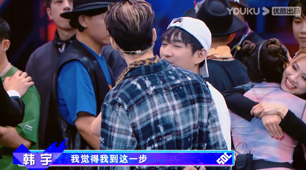 这就是街舞4韩宇刘宪华一起跳舞,这就是街舞4刘宪华发现钢琴弹错