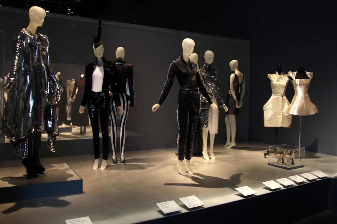 RR·TRENDS|OldMoney与NewMoney间的高定之争