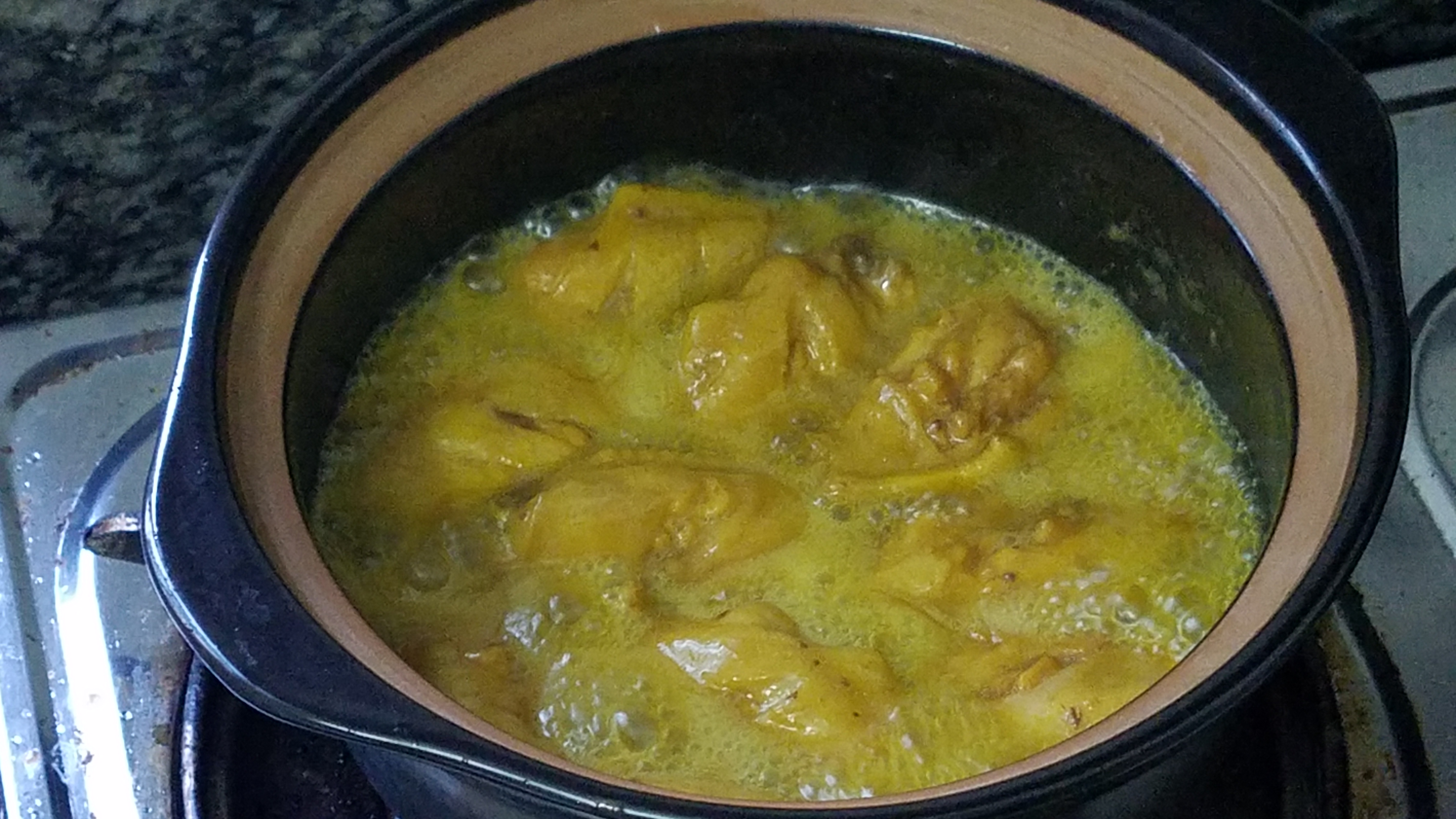 广东正宗盐焗鸡翅成品做法,家常盐焗鸡翅的简单做法