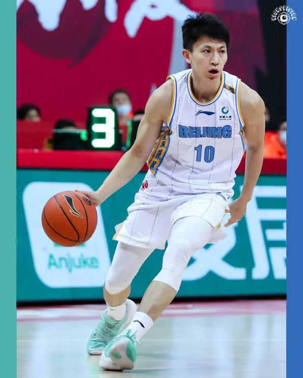 CBA球鞋面面观｜这鞋竟是CBA里阿迪达斯唯一的排面