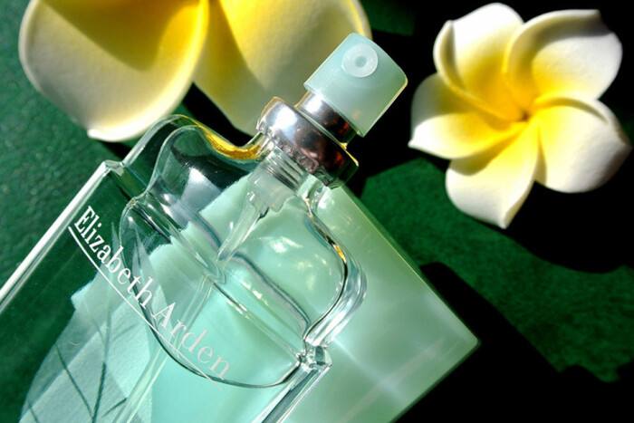 雅顿的金胶为何有不同版本,雅顿的金胶是主打修护还是抗老