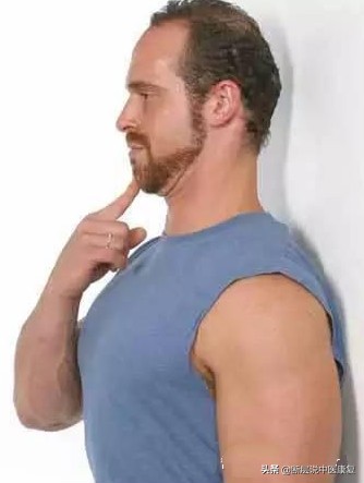 脖子后面的富贵包按摩能消除吗,脖子后面富贵包怎么彻底消除