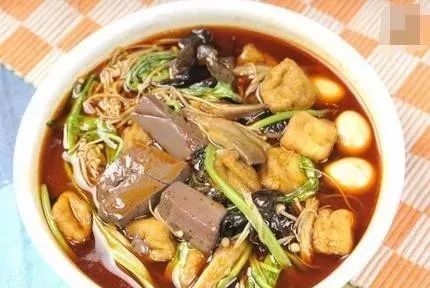 把麻辣烫的做法和配方都教给你,想吃不用出去买了,自己动手