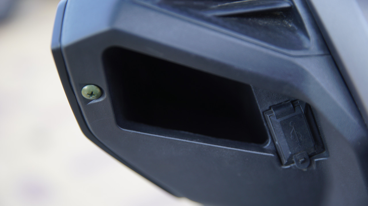 龙嘉vmaxie300n运动型踏板300cc,龙嘉vmaxie300运动型踏板300cc