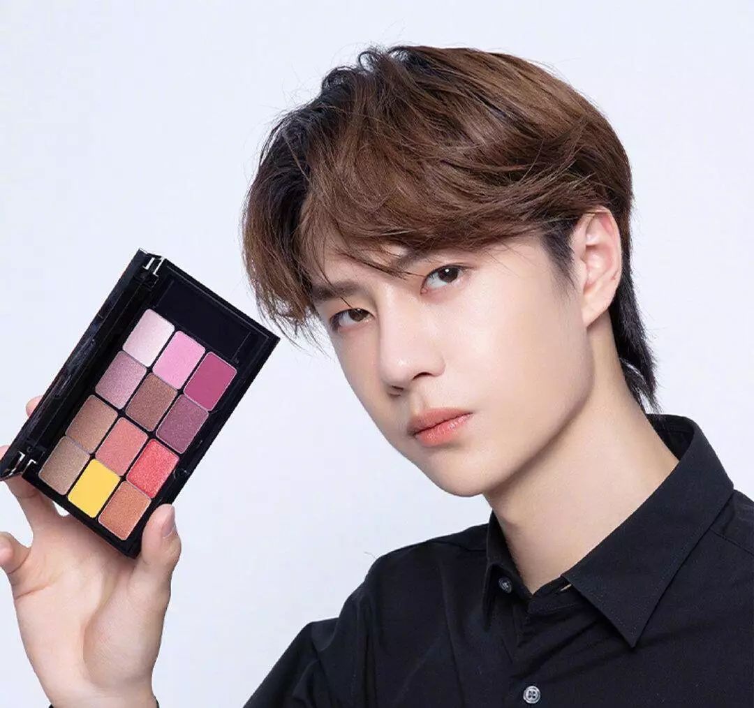 肖战王一博李现神仙同框,李现肖战王一博人民网