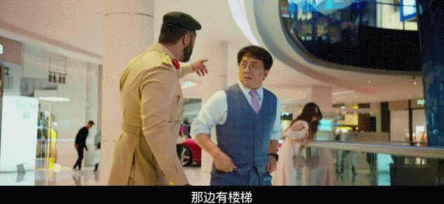 成龙年轻时真能打过李小龙吗,成龙功夫小子打醉拳