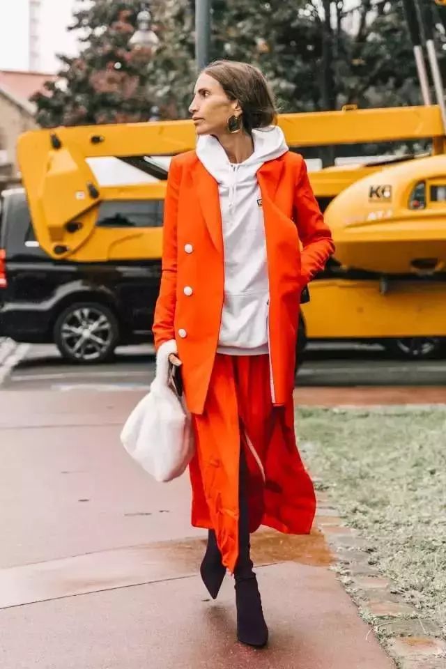 冬天的卫衣叠穿更时髦,连帽卫衣叠穿大法