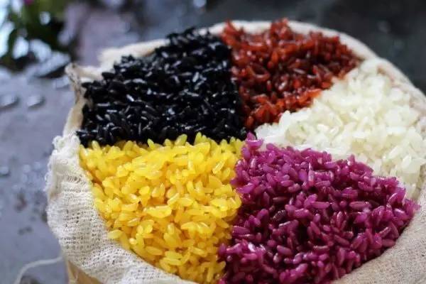 舌尖上的56个民族,舌尖上的100种美食