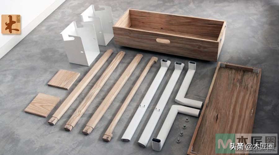 AraraNomade便携式衣架，简单的收起来，提上就走