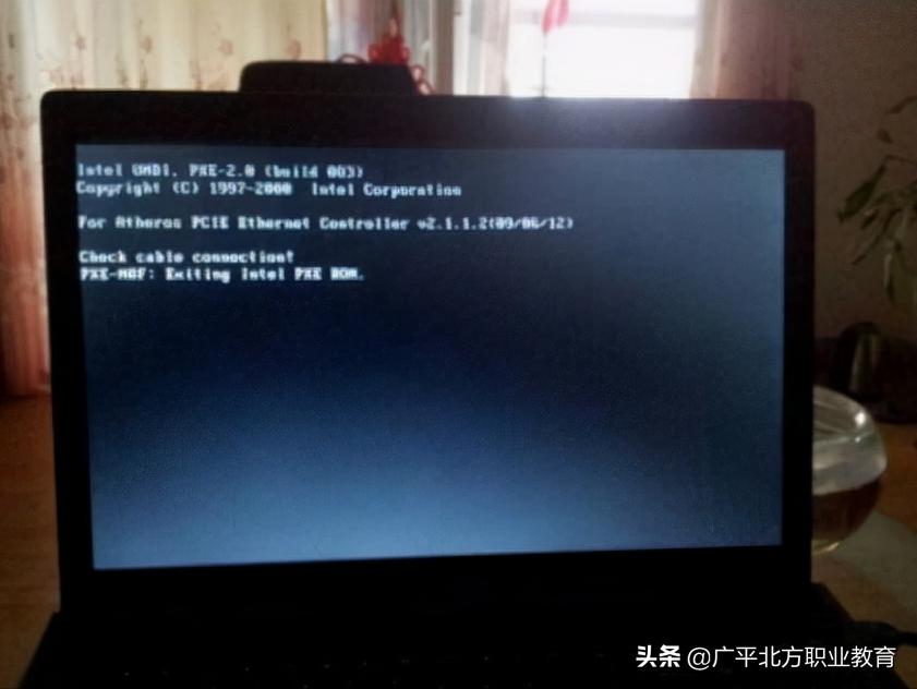华硕笔记本电脑出问题怎么修,华硕笔记本排线故障