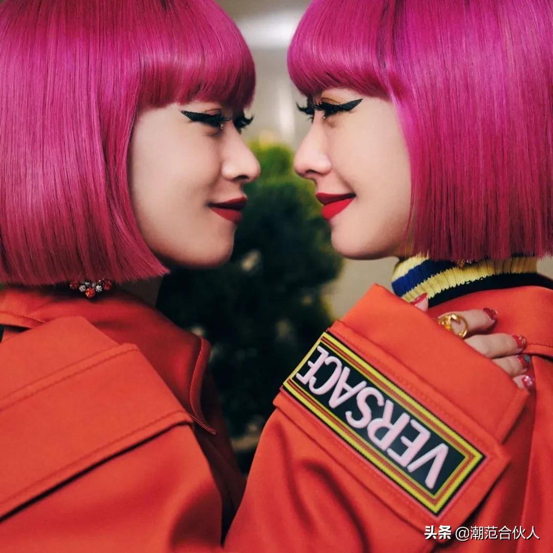 楂樹釜瀛愭儏渚f挒鑹茬郴绌挎惌,鎾炶~鍑犵巼鏋佷綆鎯呬荆绌挎惌蹇冩満璧锋潵